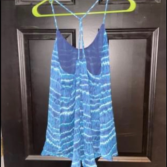 Blue tank top - Picture 2 of 2